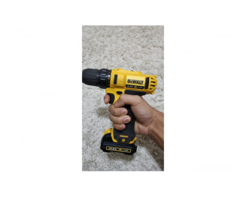 Аккумуляторная дрель-шуруповерт DEWALT DCD 710 C2