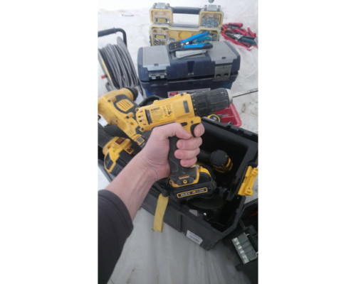 Аккумуляторная дрель-шуруповерт DEWALT DCD 710 C2