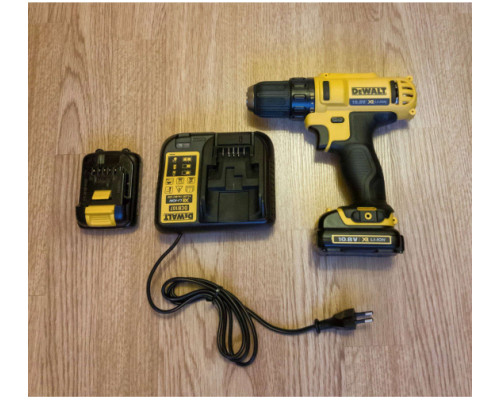 Аккумуляторная дрель-шуруповерт DEWALT DCD 710 C2