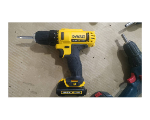 Аккумуляторная дрель-шуруповерт DEWALT DCD 710 C2