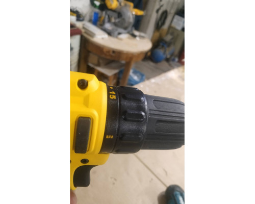 Аккумуляторная дрель-шуруповерт DEWALT DCD 710 C2