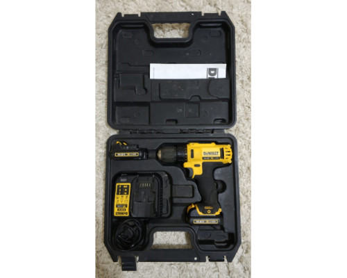 Аккумуляторная дрель-шуруповерт DEWALT DCD 710 C2