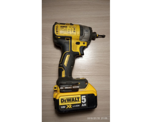 Бесщеточный импульсный шуруповерт DEWALT XR DCF887N