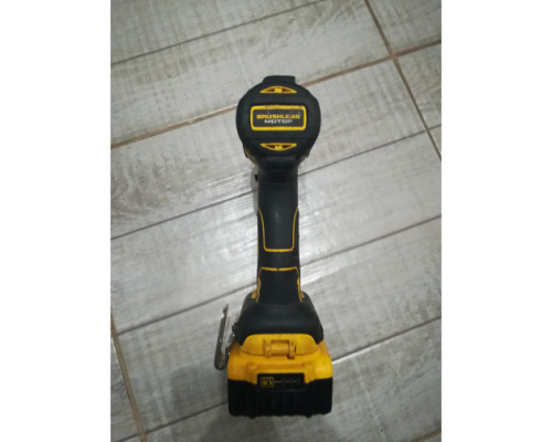 Бесщеточный импульсный шуруповерт DEWALT XR DCF887N