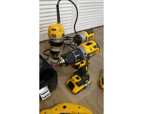 Бесщеточный импульсный шуруповерт DEWALT XR DCF887N