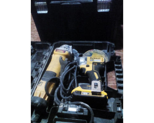 Бесщеточный импульсный шуруповерт DEWALT XR DCF887N