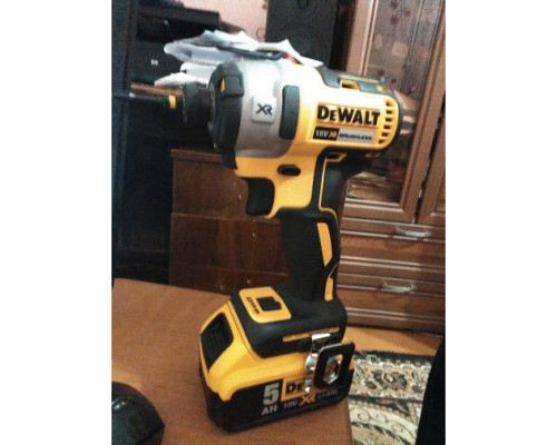 Бесщеточный импульсный шуруповерт DEWALT XR DCF887N