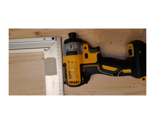 Бесщеточный импульсный шуруповерт DEWALT XR DCF887N