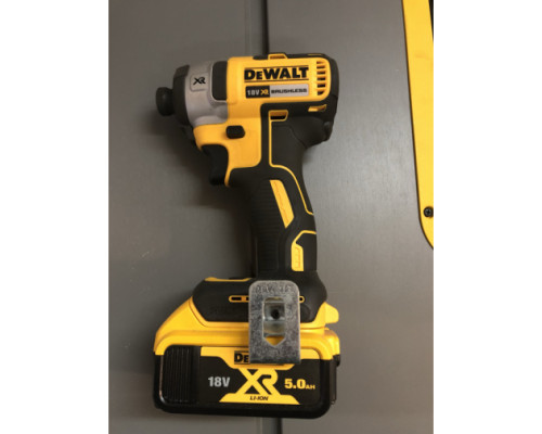 Бесщеточный импульсный шуруповерт DEWALT XR DCF887N