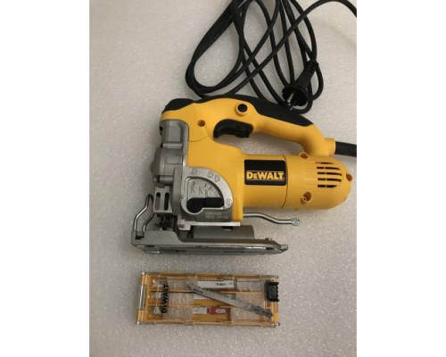 Лобзик DEWALT DW 331 K