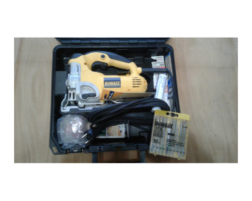 Лобзик DEWALT DW 331 K