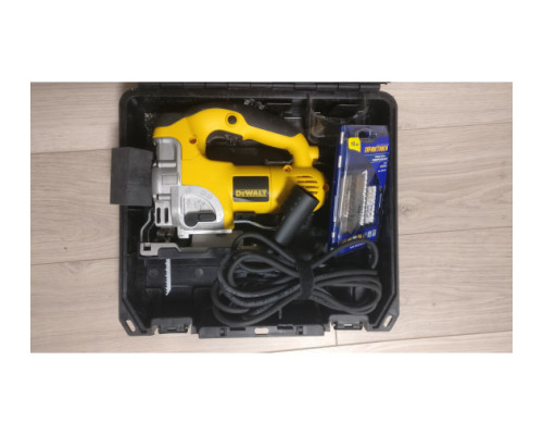 Лобзик DEWALT DW 331 K