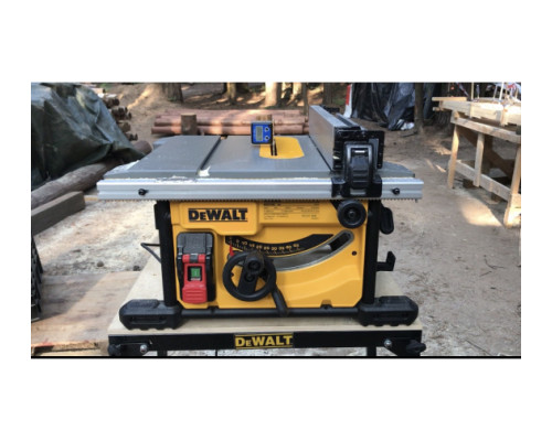 Настольная пила 1850 Вт, 5800 об/мин, диск 210x30 мм DEWALT DWE7485-QS