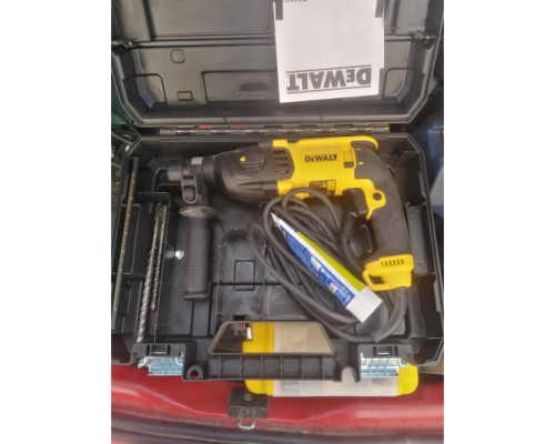 Перфоратор DEWALT D 25133 K