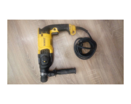 Перфоратор DEWALT D 25133 K