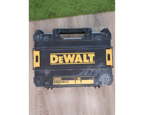 Перфоратор DEWALT D 25143 K