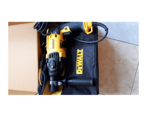 Перфоратор DEWALT SDS-plus D25133B