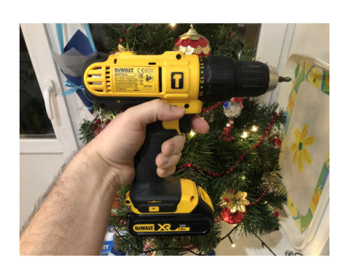 Ударная дрель-шуруповерт DEWALT DCD776S2