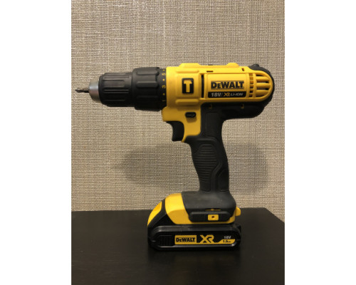 Ударная дрель-шуруповерт DEWALT DCD776S2