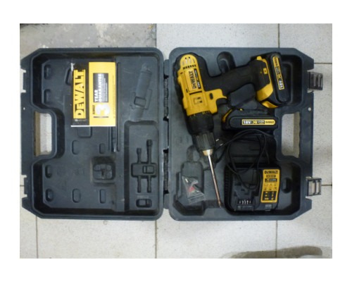 Ударная дрель-шуруповерт DEWALT DCD776S2