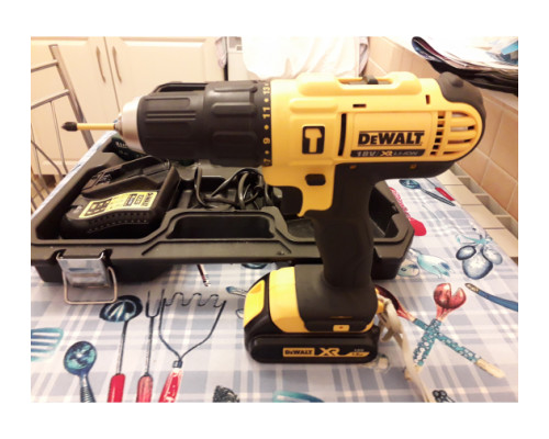 Ударная дрель-шуруповерт DEWALT DCD776S2