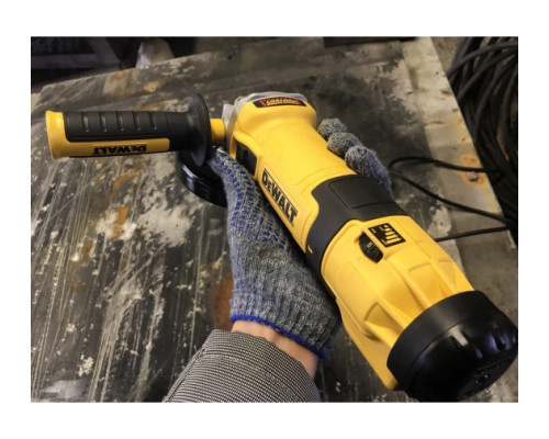 Угловая шлифмашина DEWALT DWE4257