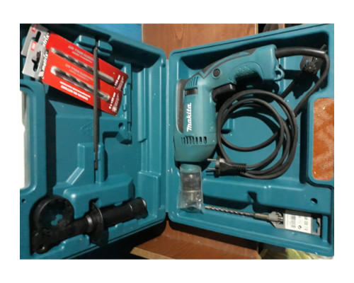 Ударная дрель Makita HP1640K