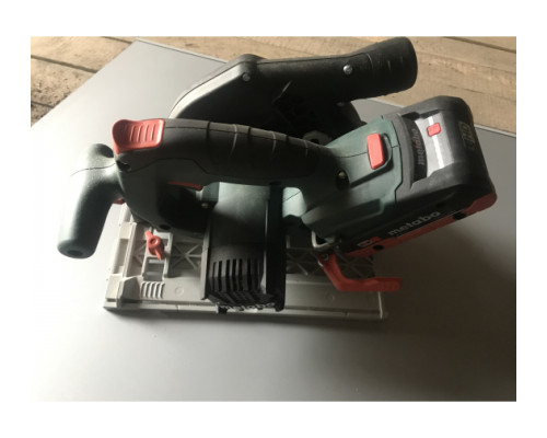 Аккумуляторная дисковая пила Metabo KS 18 LTX 57 + 1 Li-Powerх 4 Ач + ЗУ ASC30-36 T03480