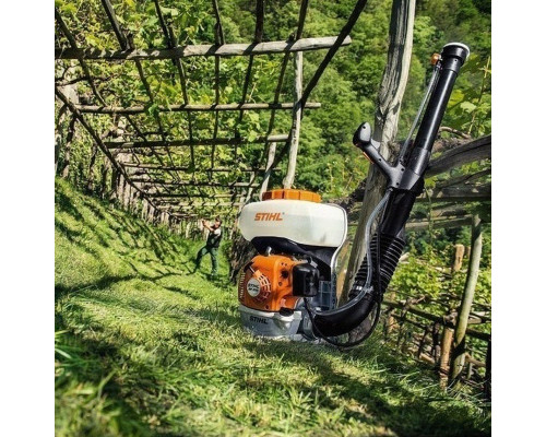 Опрыскиватель STIHL SR 200